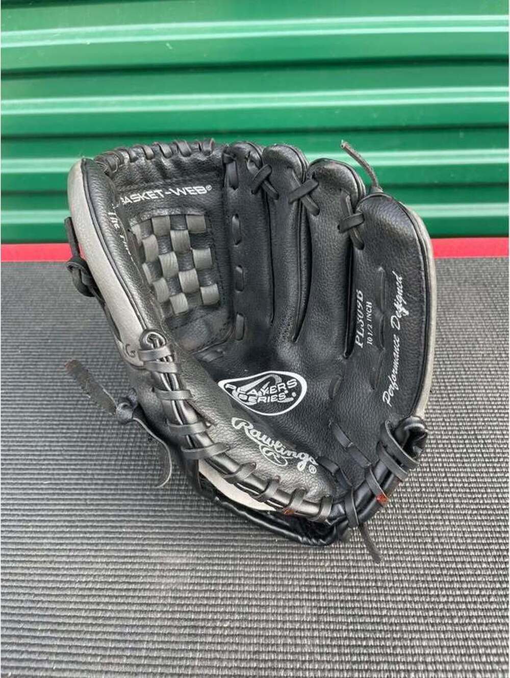 Rawlings Players Series PL309B 10.5" Youth Baseball Glove RHT